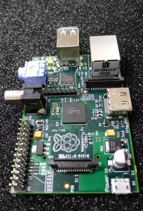 英特尔拿 NUC 对抗 RaspberryPi